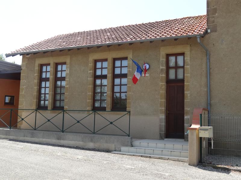 Aussos