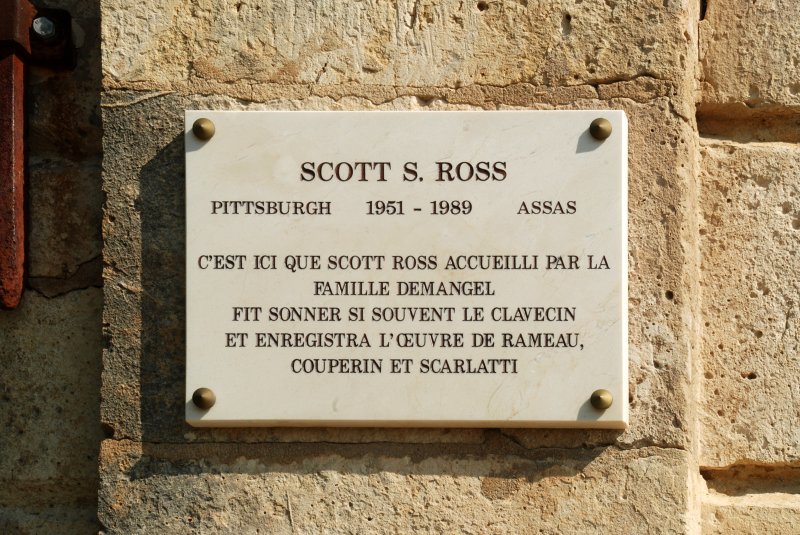 Assas