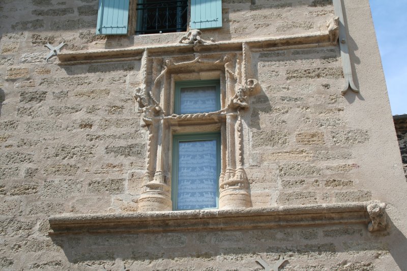 Caux