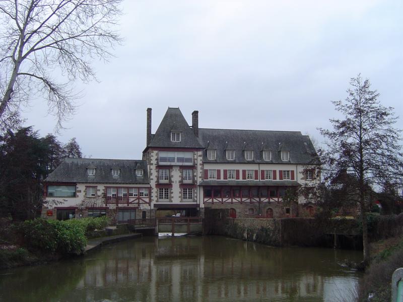 Châteaubourg