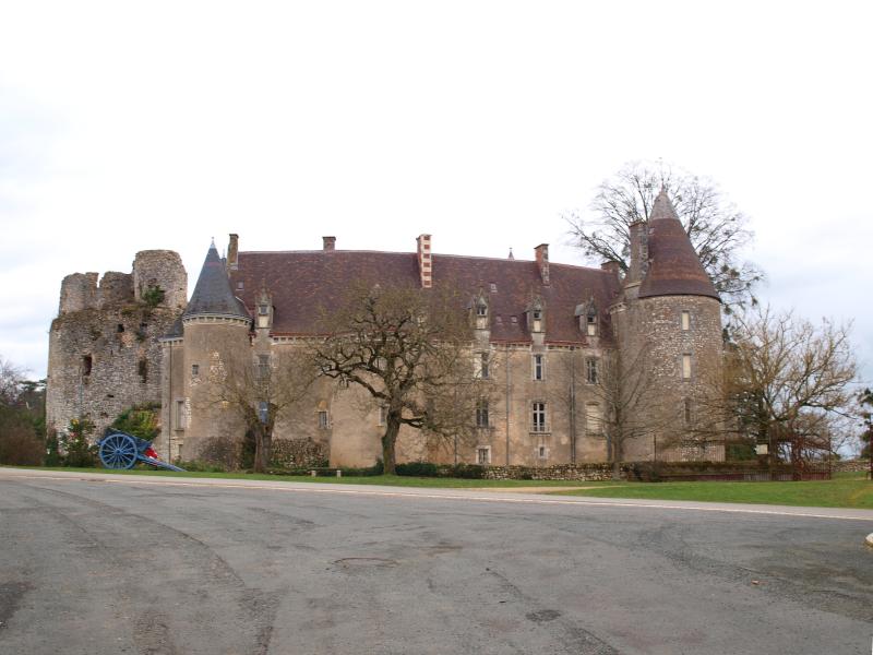 Lys-Saint-Georges