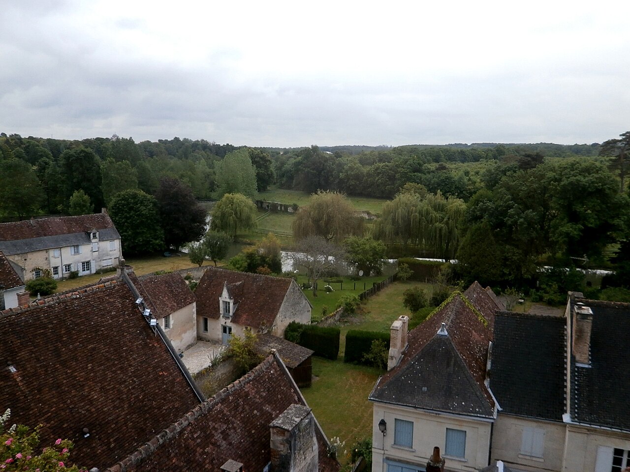 Photo 5 — Montrésor, Indre-et-Loire (37460)
