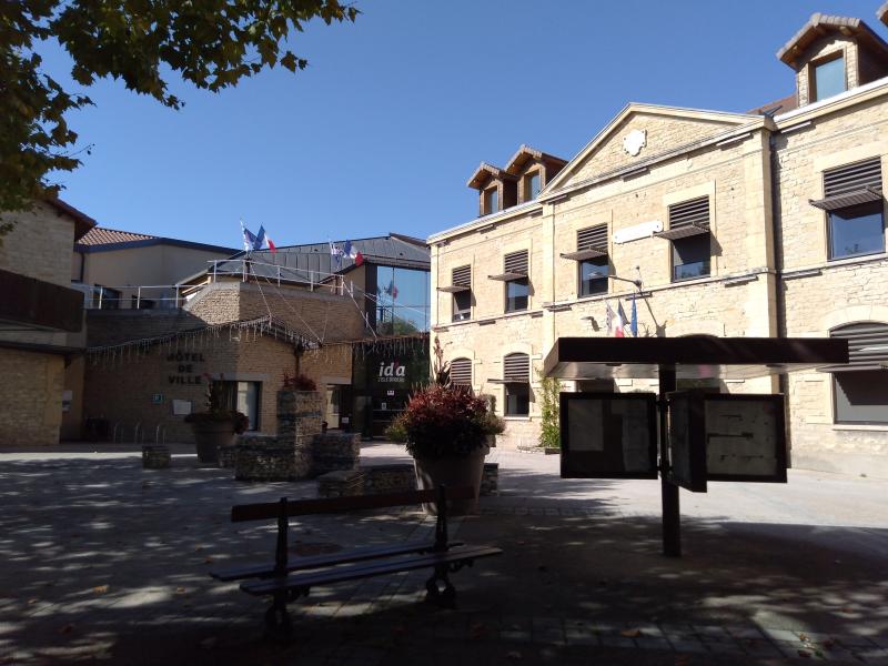 Photo 2 - L'isle-D'abeau, Isère (38080)