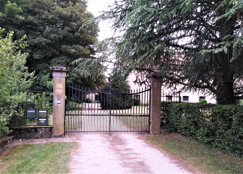 Photo 1 — Succieu, Isère (38300)