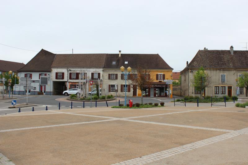 Vézeronce-Curtin