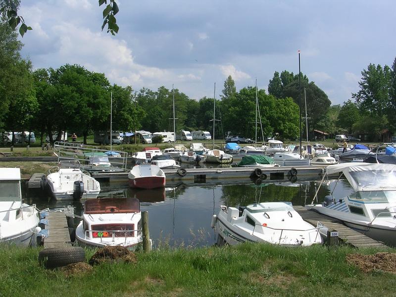Sainte-Eulalie-en-Born