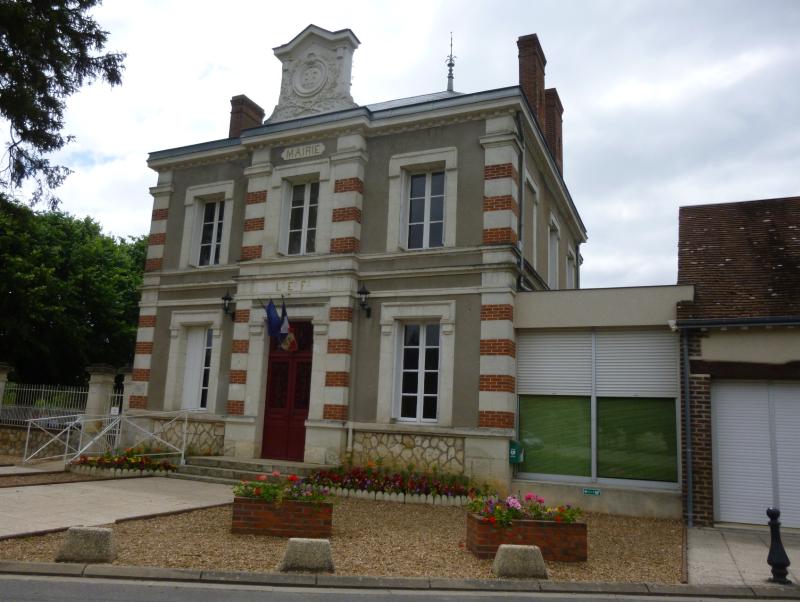 Photo 1 — Mazangé, Loir-et-Cher (41100)