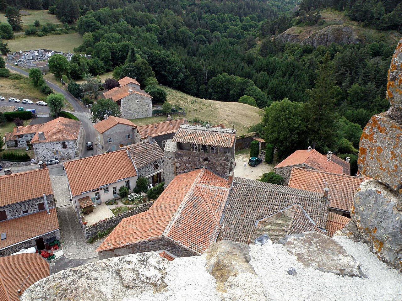 Photo 2 — Arlempdes, Haute-Loire (43490)