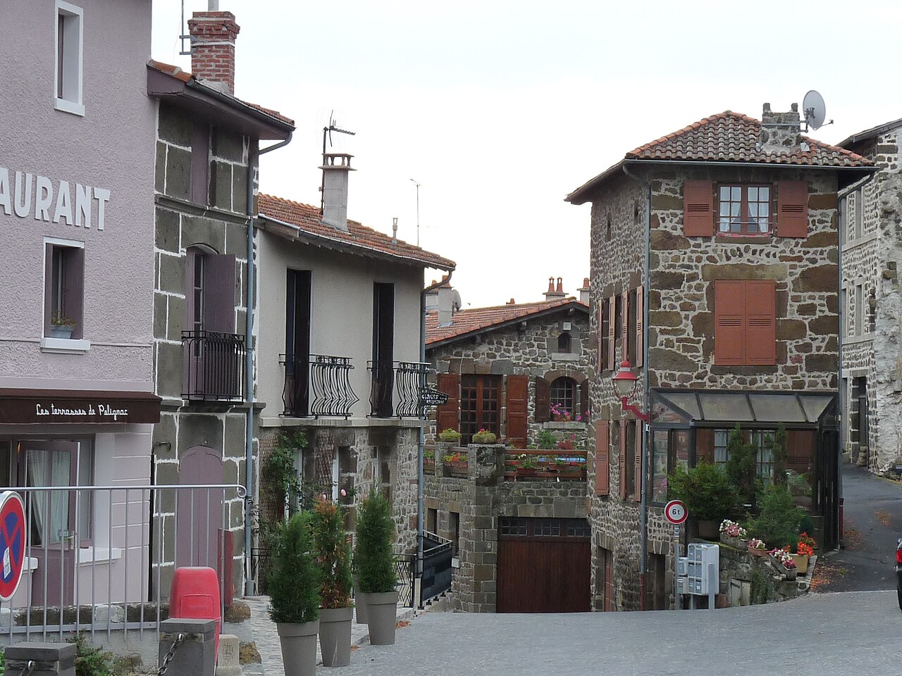 Photo 2 — Polignac, Haute-Loire (43000)