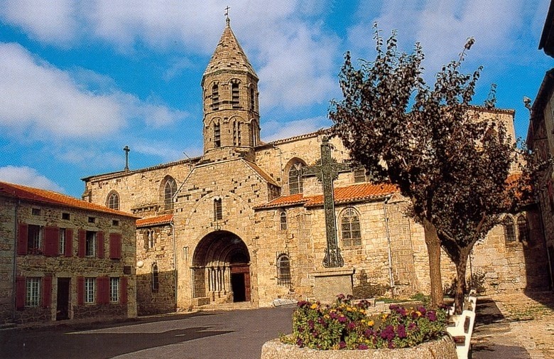 Saugues