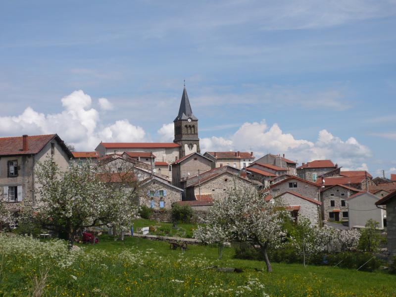 Vue de Vernassal, Haute-Loire (43270)