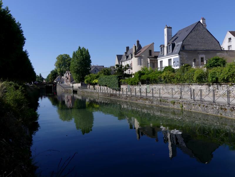 Photo 2 - Montargis, Loiret (45200)