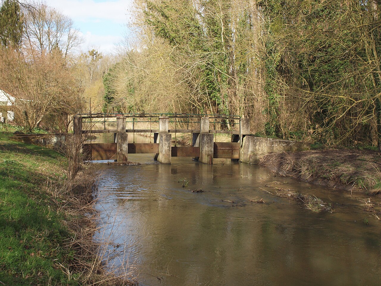 Photo 5 — Yèvre-la-Ville, Loiret (45300)