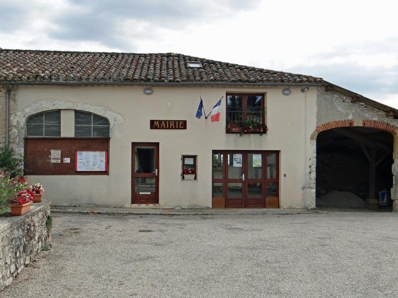 Lacaussade