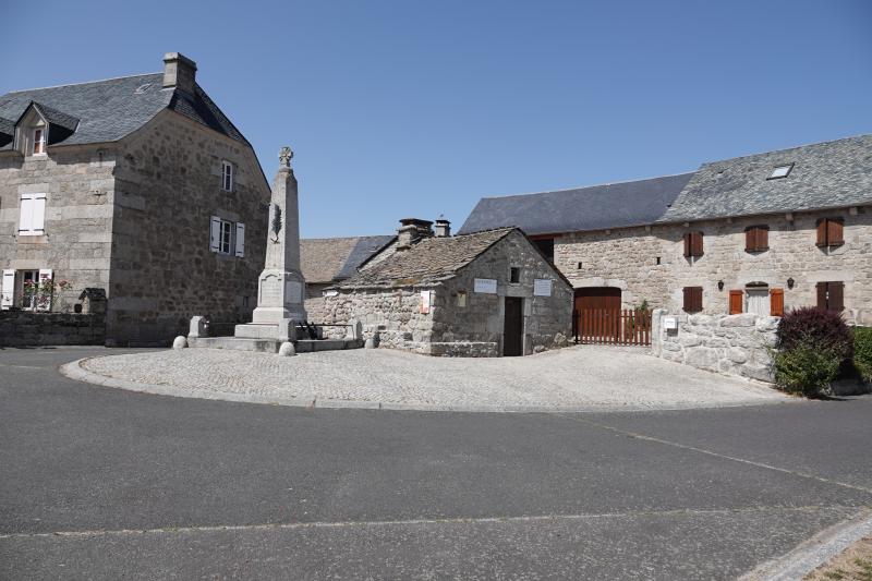Vue de Albaret-Sainte-Marie, Lozère (48200)