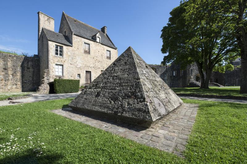 Bricquebec-en-Cotentin