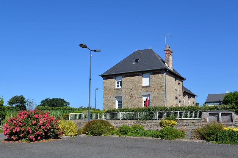 Saint-Georges-De-Livoye