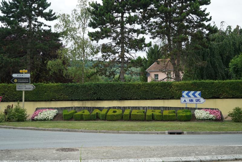 Vandières