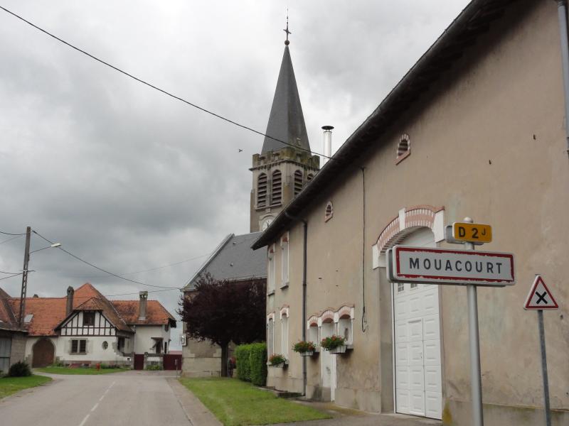 Mouacourt