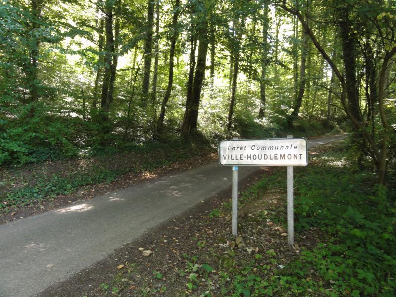 Ville-Houdlémont