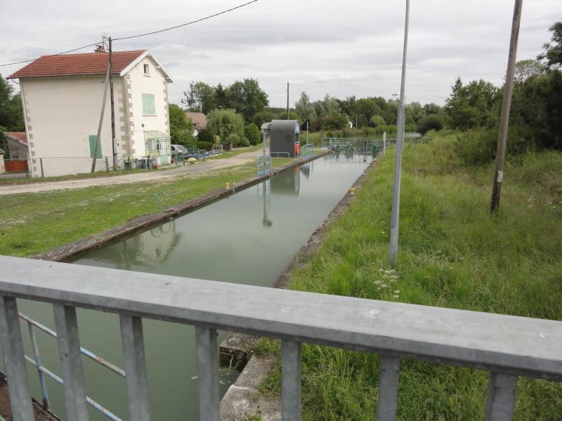 Neuville-sur-Ornain