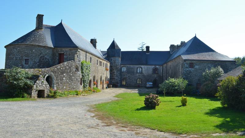 Péaule