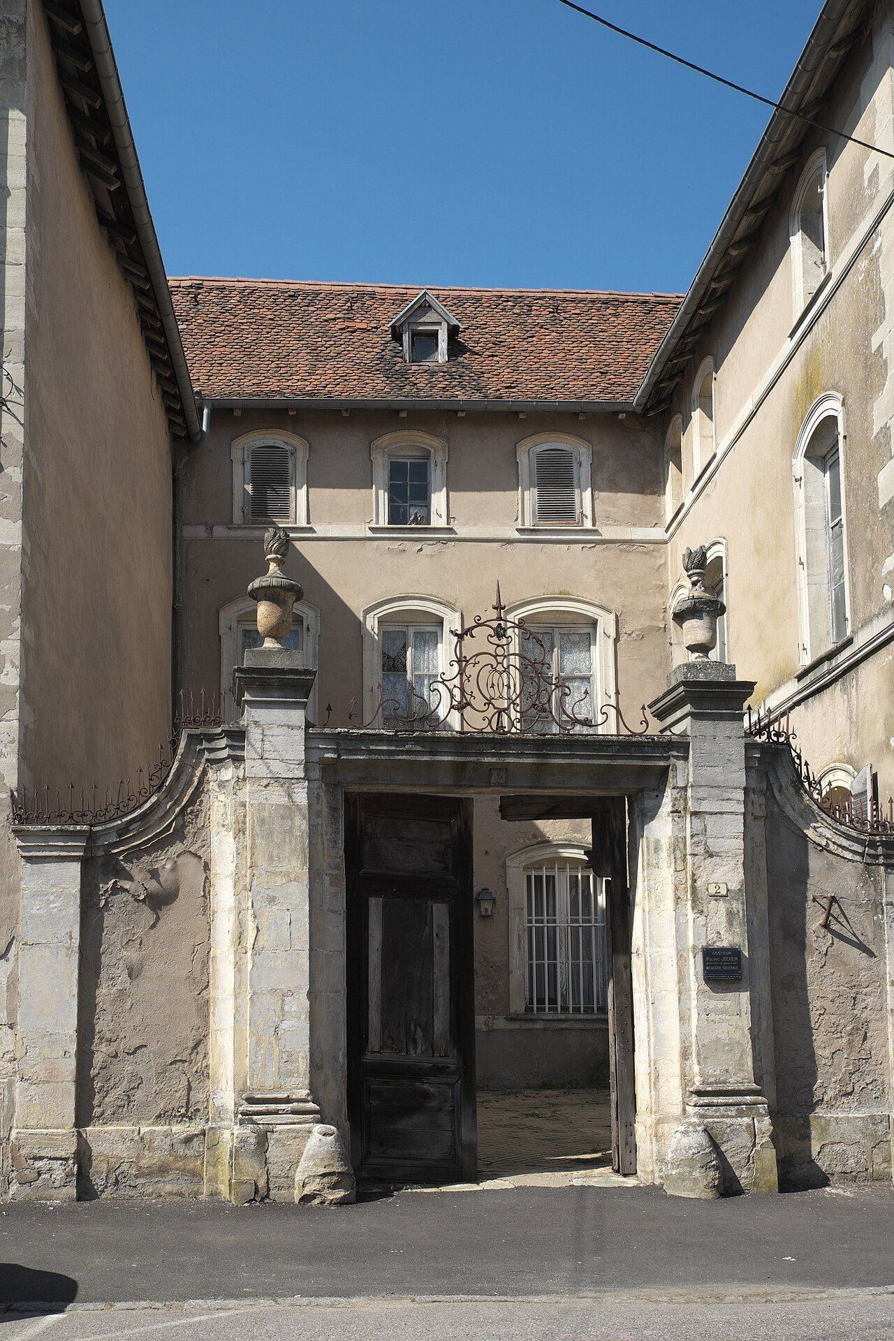 Photo 3 — Vic-sur-Seille, Moselle (57630)