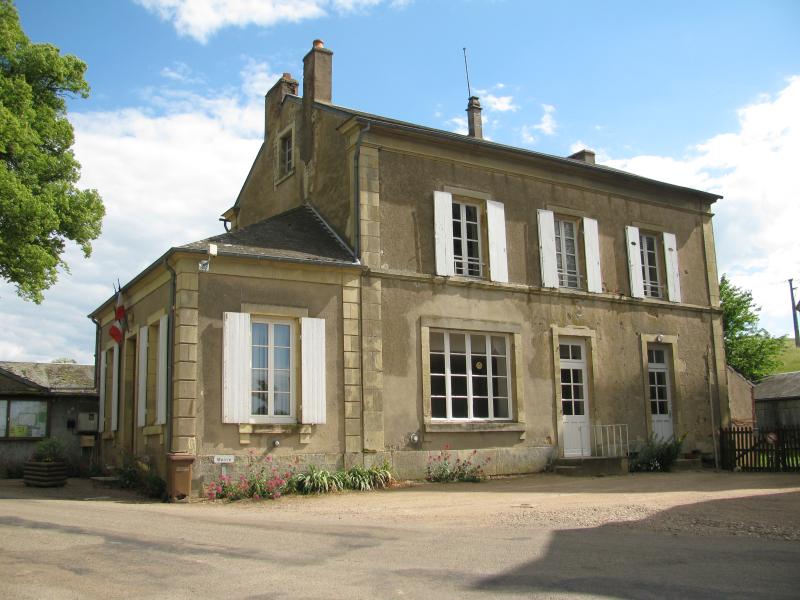 Photo 1 — Germenay, Nièvre (58800)