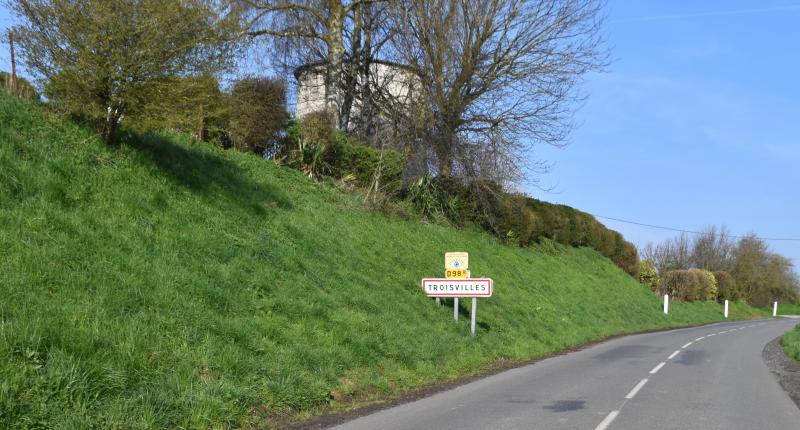 Troisvilles