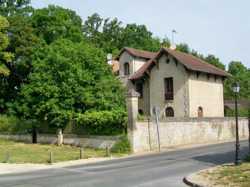 Avilly-Saint-Léonard