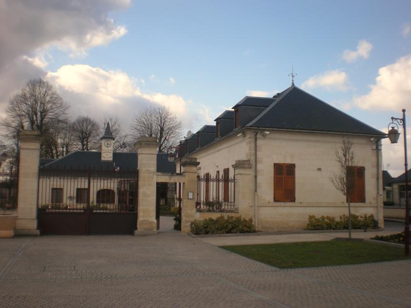 Photo 1 — Breuil-le-Sec, Oise (60840)