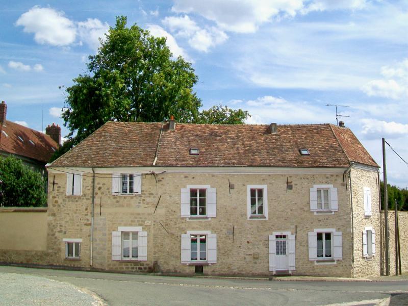 Ève