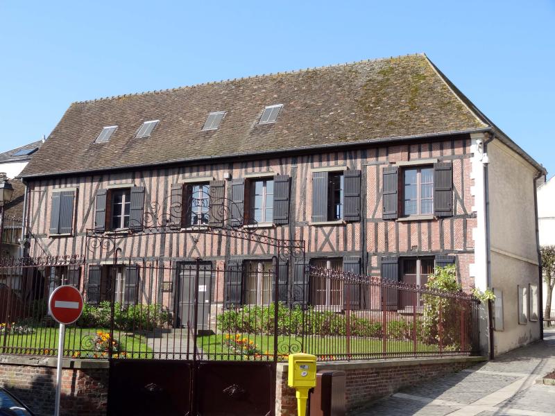 Photo 3 - Méru, Oise (60110)