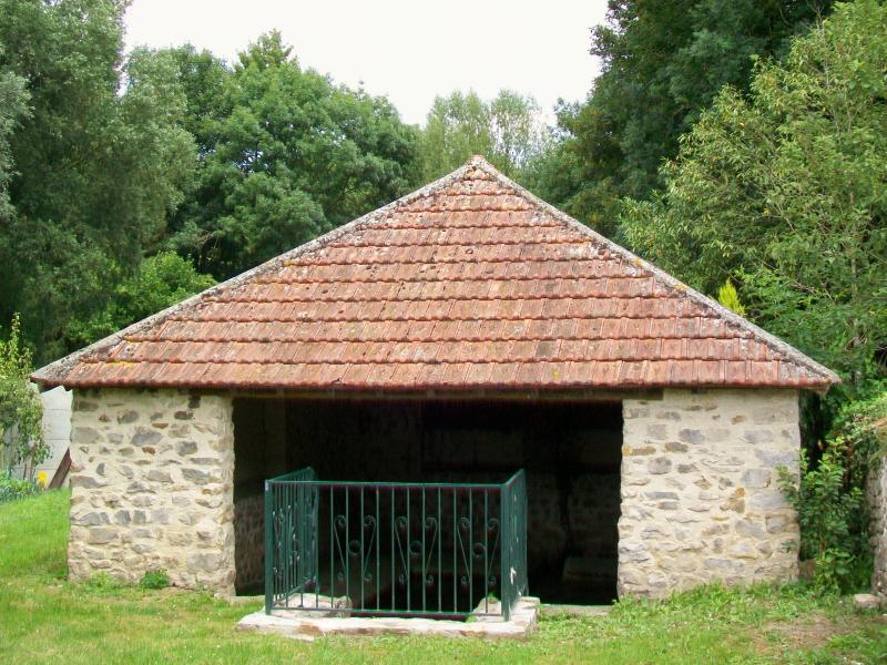 Ver-sur-Launette