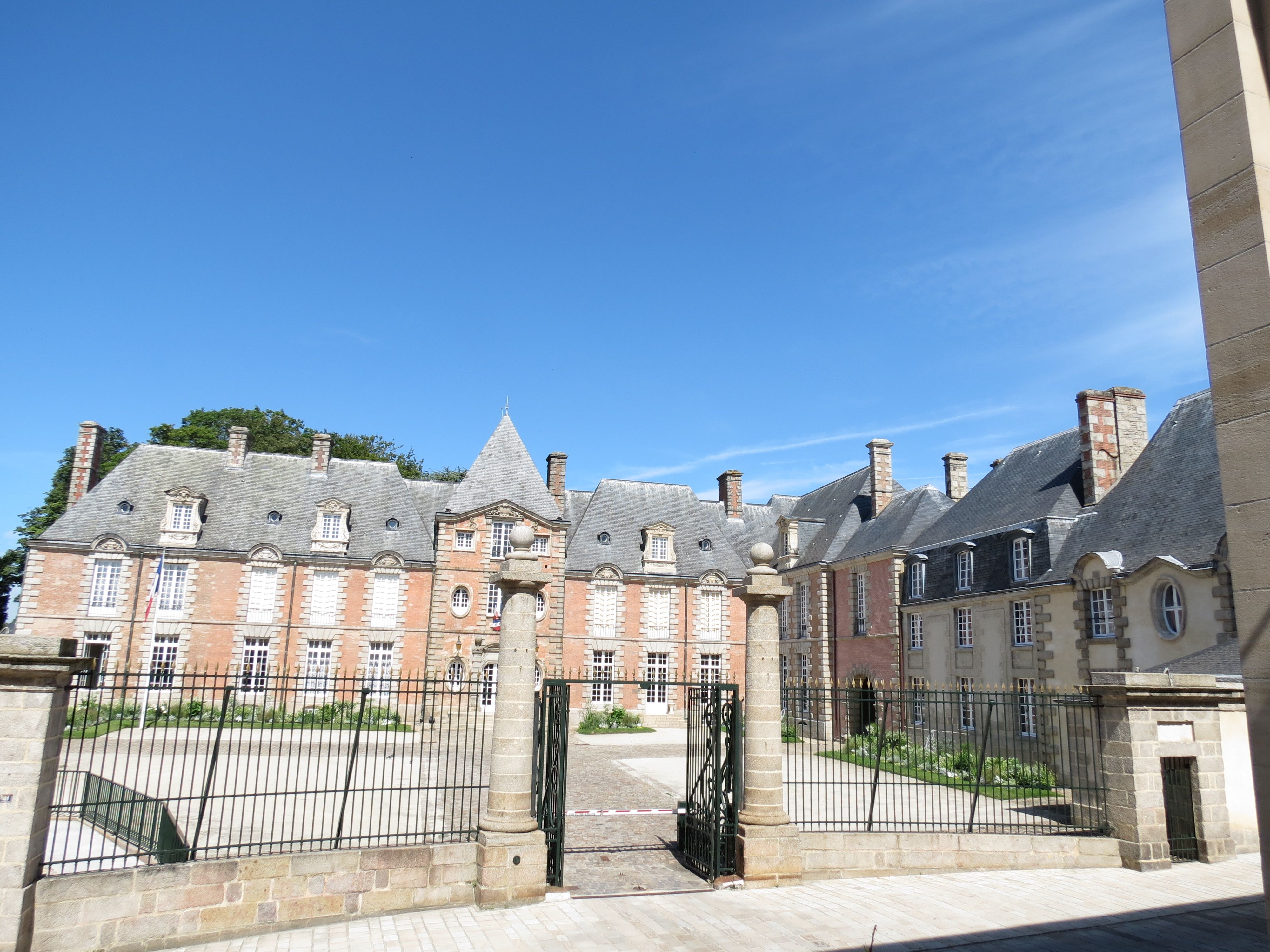 Photo 3 — Alençon, Orne (61000)