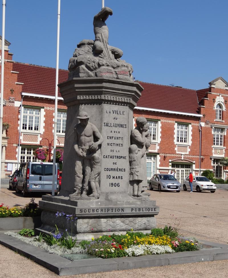 Photo 2 - Courrières, Pas-de-Calais (62710)