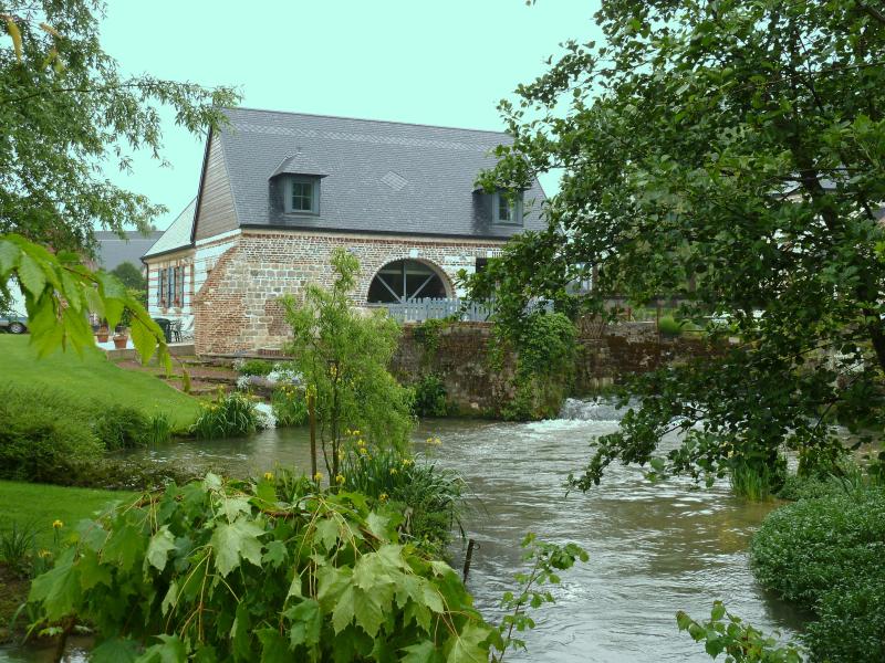 Thièvres