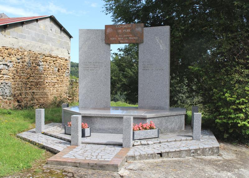 Péré