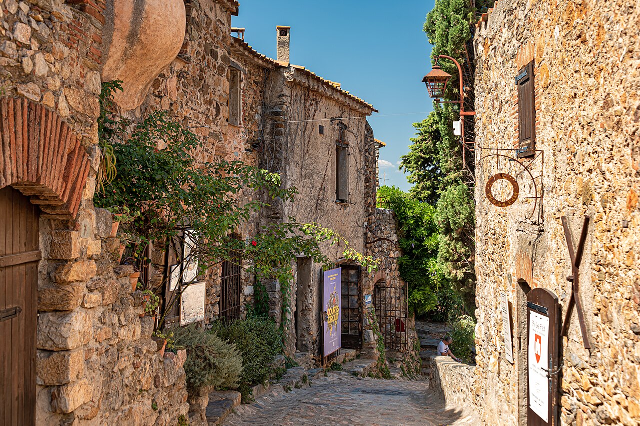 Photo 7 — Castelnou, Pyrénées-Orientales (66300)