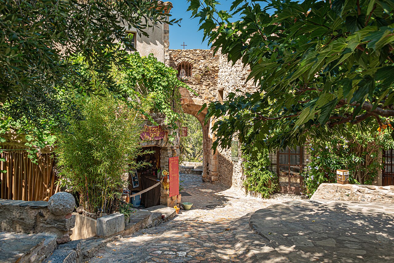 Photo 9 — Castelnou, Pyrénées-Orientales (66300)