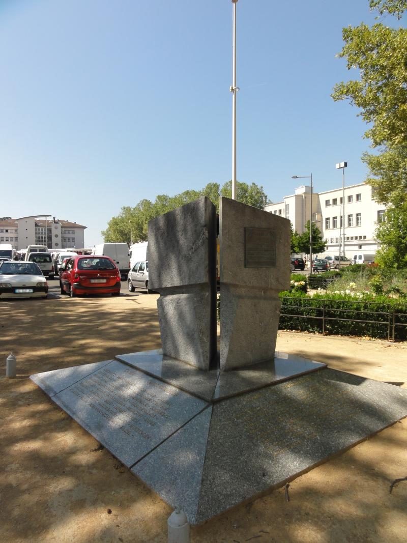 Photo 3 - Bron, Rhône (69500)