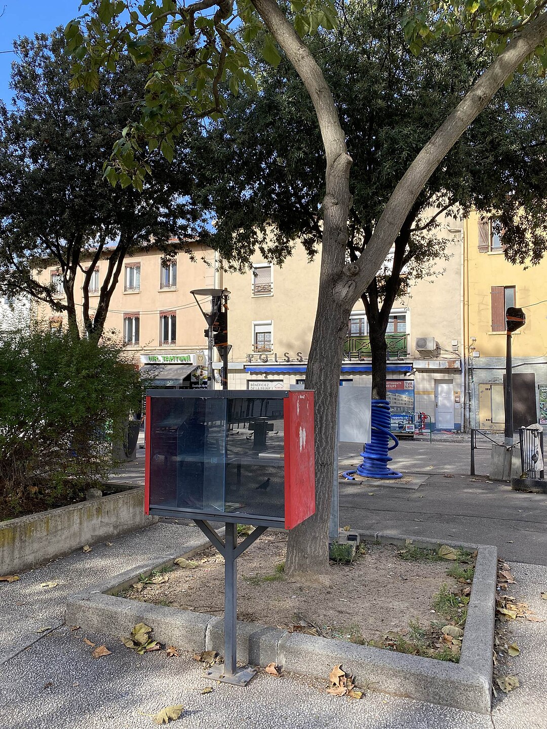 Photo 3 — Saint-Fons, Rhône (69190)