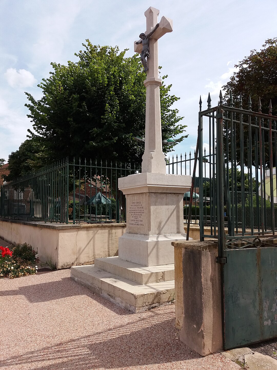 Photo 6 — Thizy-les-Bourgs, Rhône (69240)