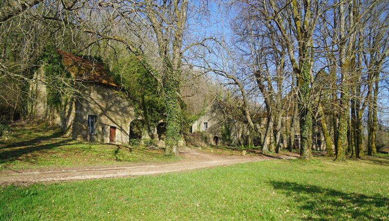 Montjustin-et-Velotte