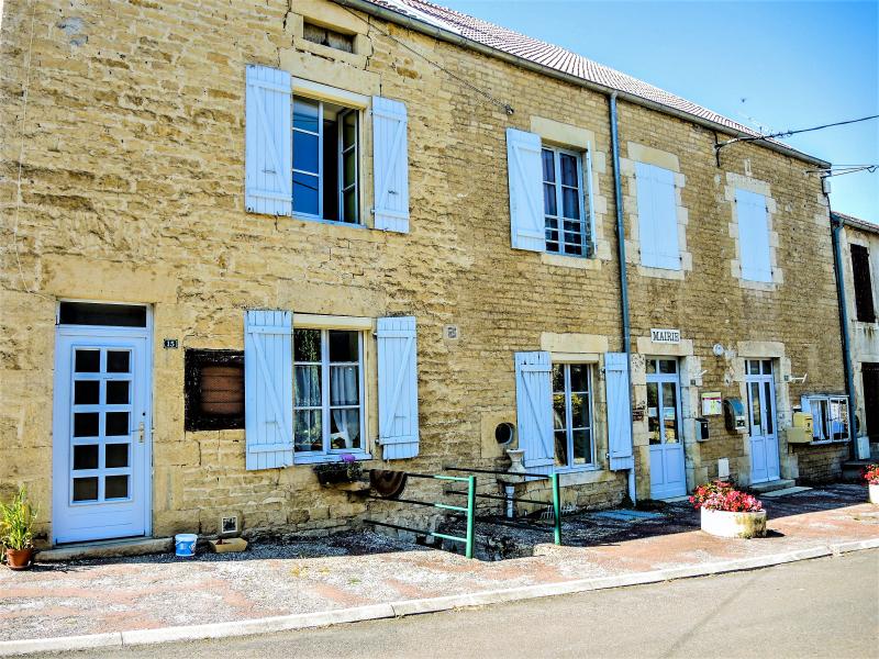Pierrecourt