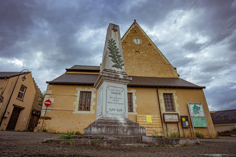 Vancé