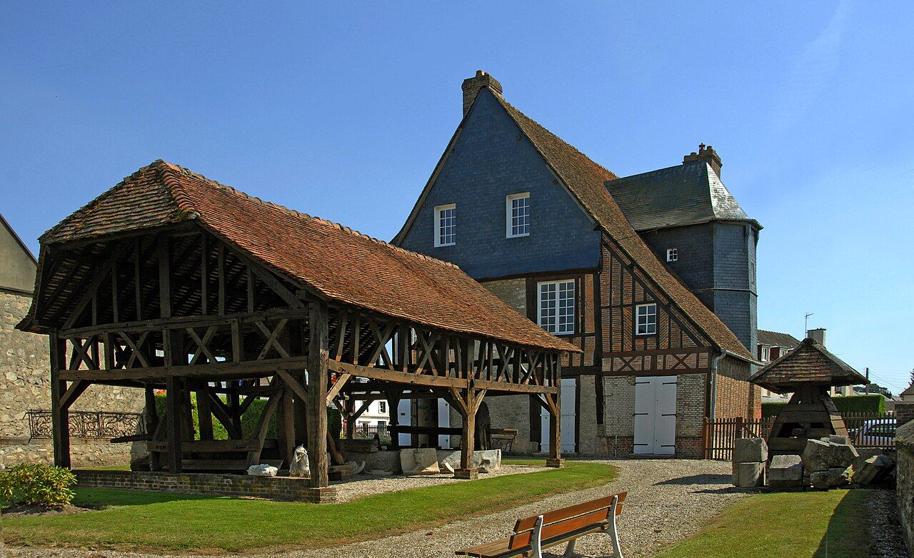 Photo 3 — Neufchâtel-en-Bray, Seine-Maritime (76270)