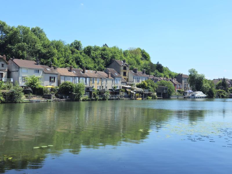 Photo 1 - Nemours, Seine-et-Marne (77140)