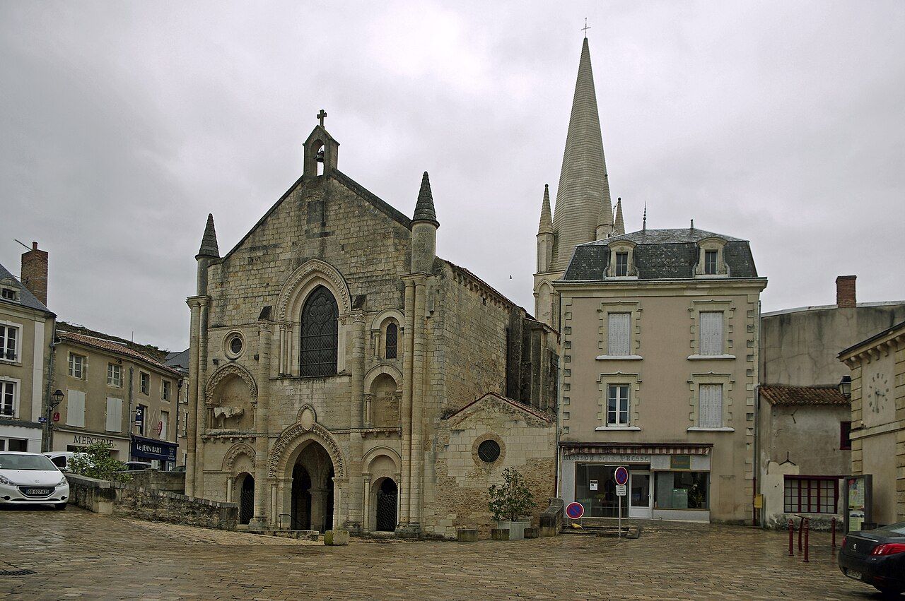 Photo 3 — Airvault, Deux-Sèvres (79600)