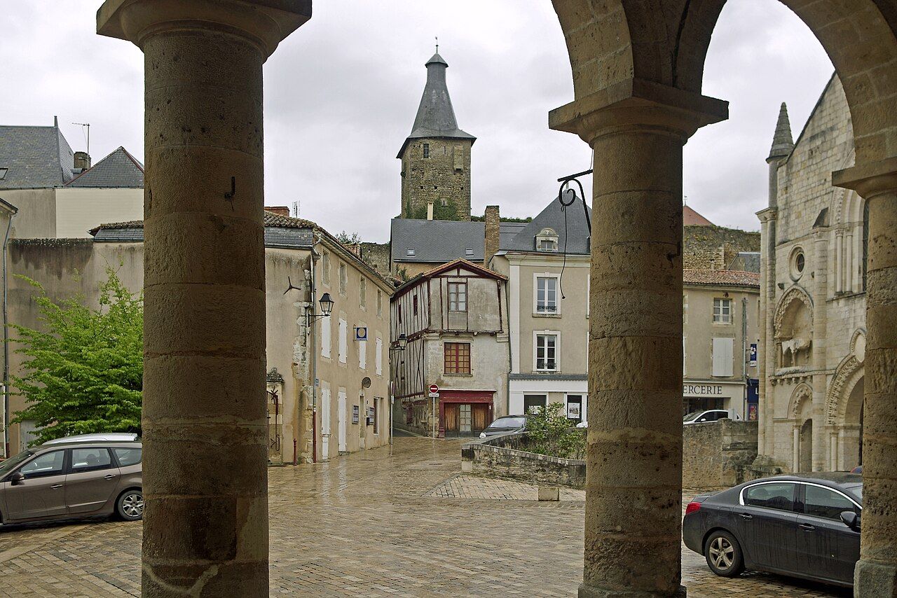 Photo 4 — Airvault, Deux-Sèvres (79600)